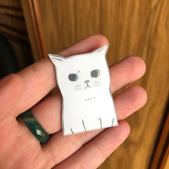 SALE Annoyed Kitty Acrylic Pin Kawaii Anime - Picture 5 of 6